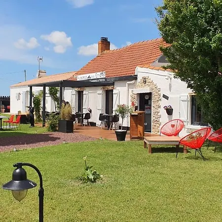 Guest house Des Etiers D'hotes *