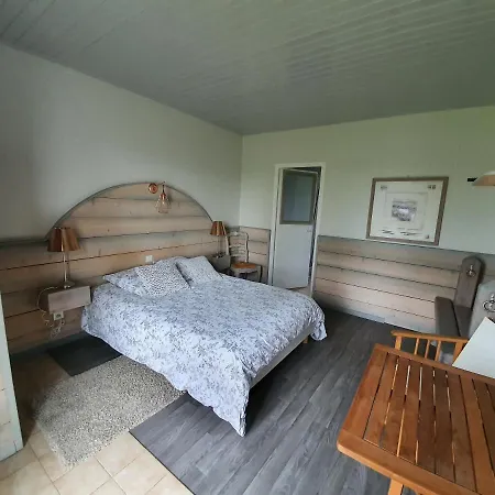 Des Etiers D'hotes